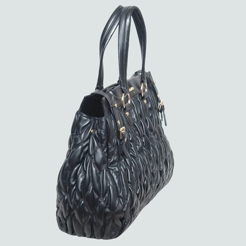 90.286 Miu Miu Matelasse Leather Tote Bag 90.286 nero